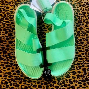 LiteRide sandals- mint
